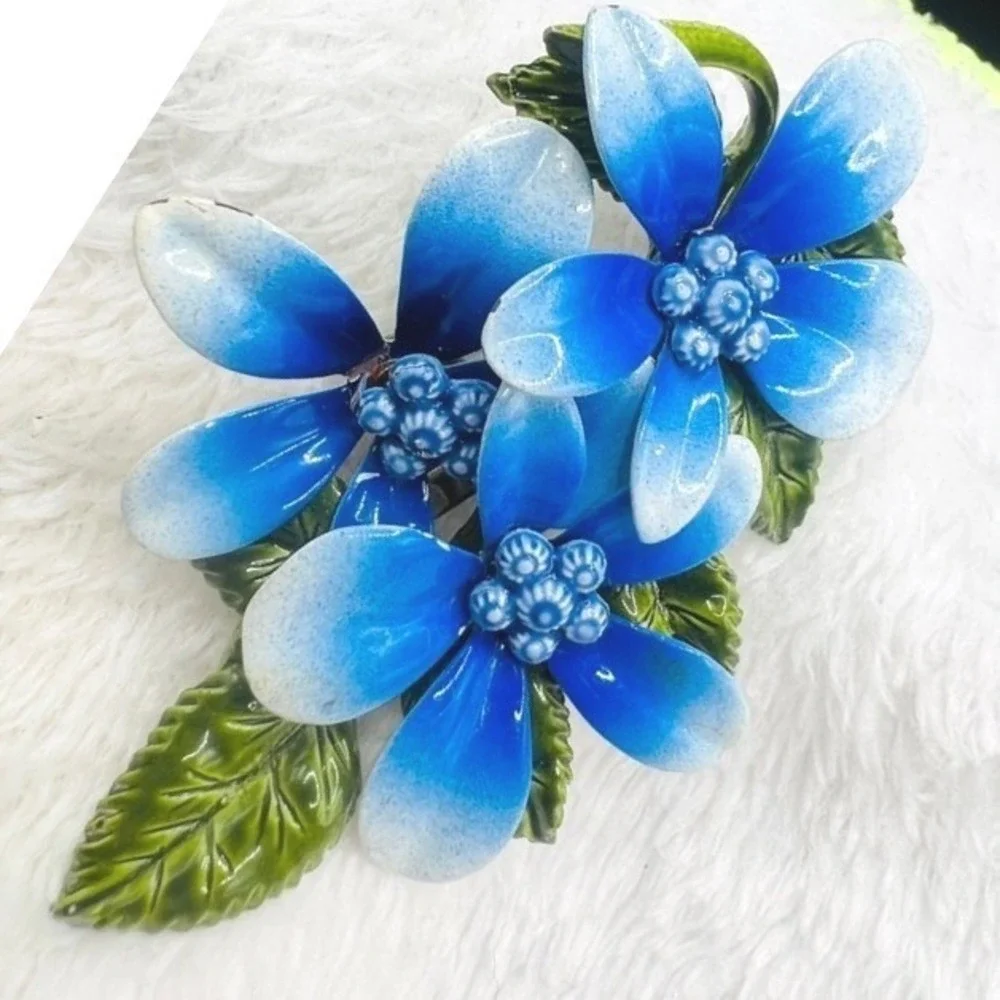 Vintage Flower‎ Power Brooch Blue Enamel Bouquet Leaves 3X2